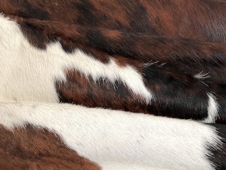 Cowhide Rug Premium DM421  200cm x 173m - cowhiderugslondon.co.uk