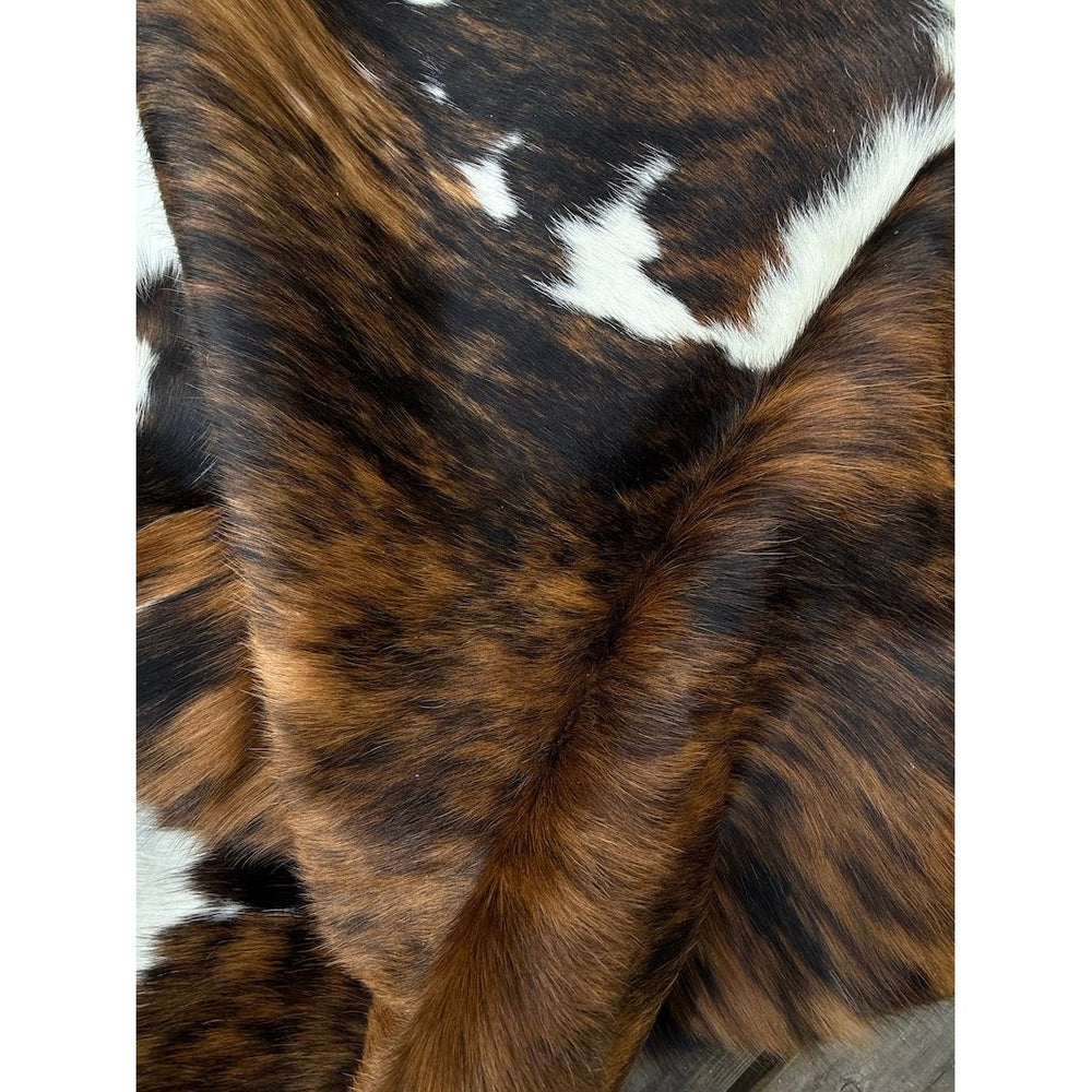 Cowhide Rug P084 Premium   Size (1.90m x 1.77m) - cowhiderugslondon.co.uk