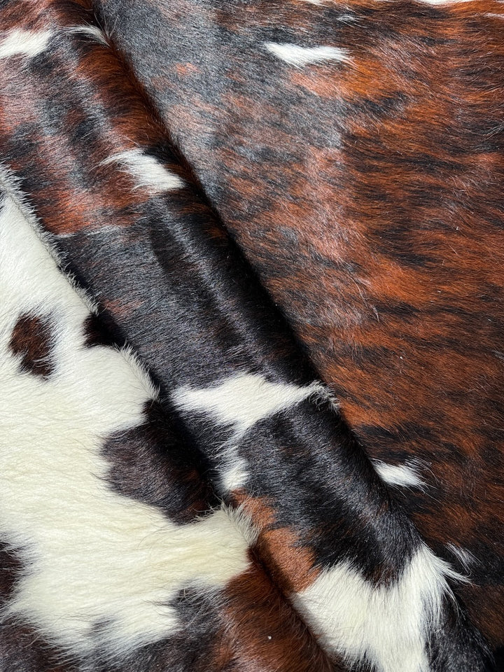Premium Cowhide Rug  14429  230cm x 202cm (91" x 80") - cowhiderugslondon.co.uk