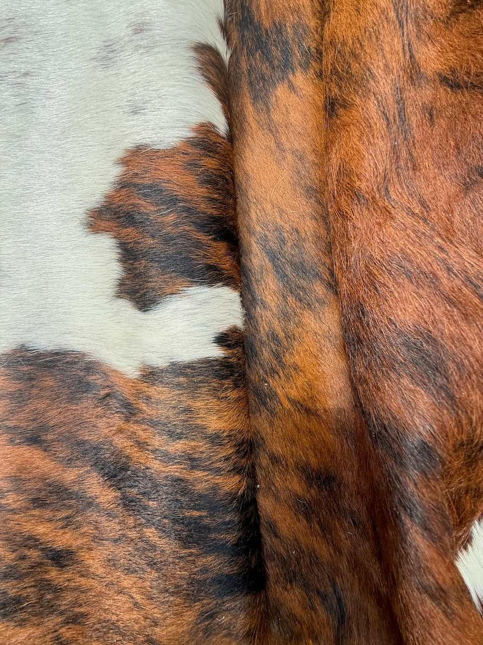 Premium Cowhide Rug 13221   230cm x 197cm (91" x 78") - cowhiderugslondon.co.uk