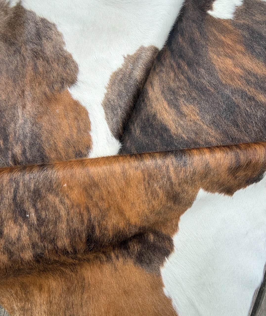 Premium Cowhide Rug  13528  225cm x 193cm (89" x 77") - cowhiderugslondon.co.uk