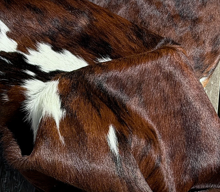 Cowhide Rug Premium  83809  183cm x 156cm (72" x 61")