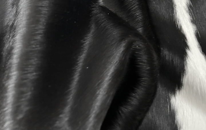 Premium Cowhide Rug N1832   235cm x 208cm (93" x 82") - cowhiderugslondon.co.uk