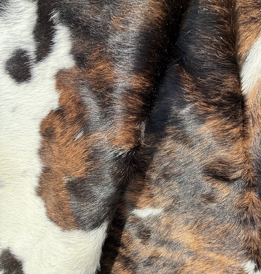 Cowhide Rug Premium 80847    214cm x 182cm (84" x 72")