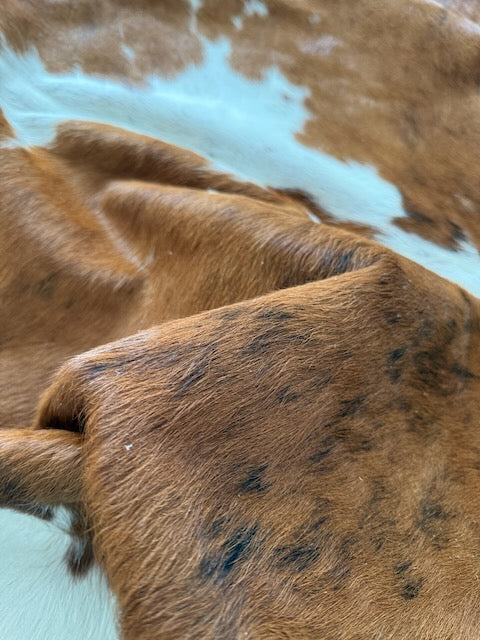 Premium Cowhide Rug N3708  225cm x 175cm (87" x 69") XL - cowhiderugslondon.co.uk