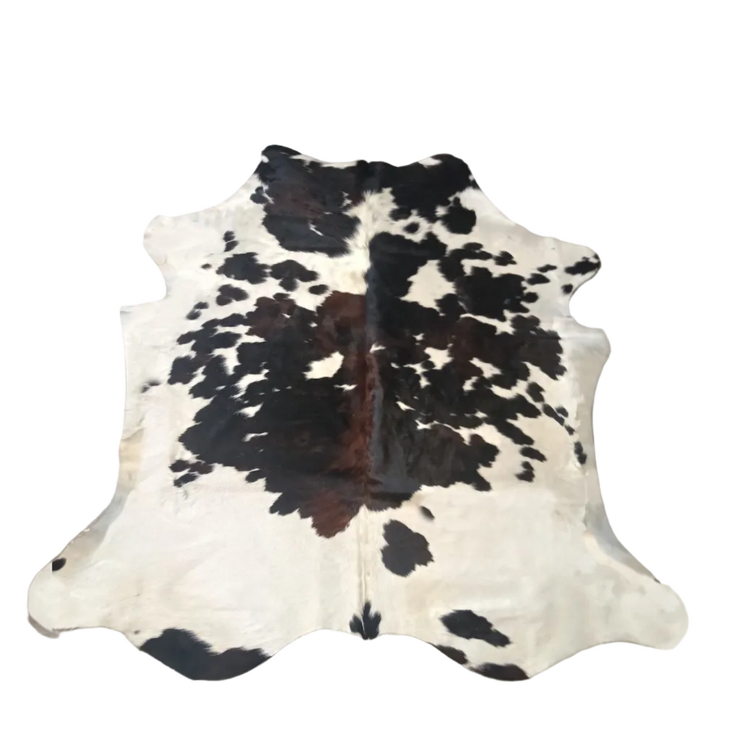 AU4606 200cm x 200cm cowhide rug by Cowhide Rugs London in natural hide pattern