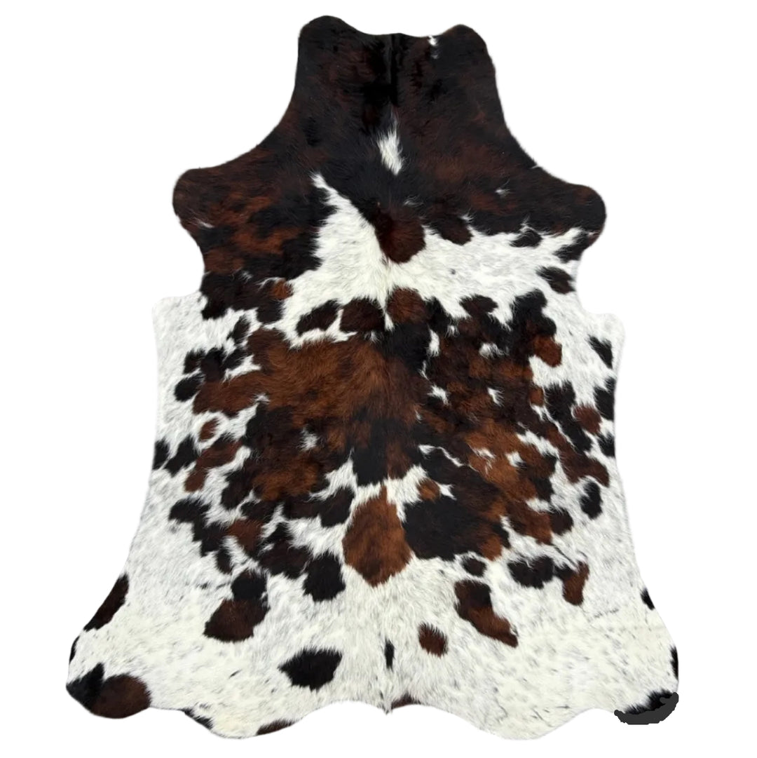 Cowhide rug with brown and white pattern 